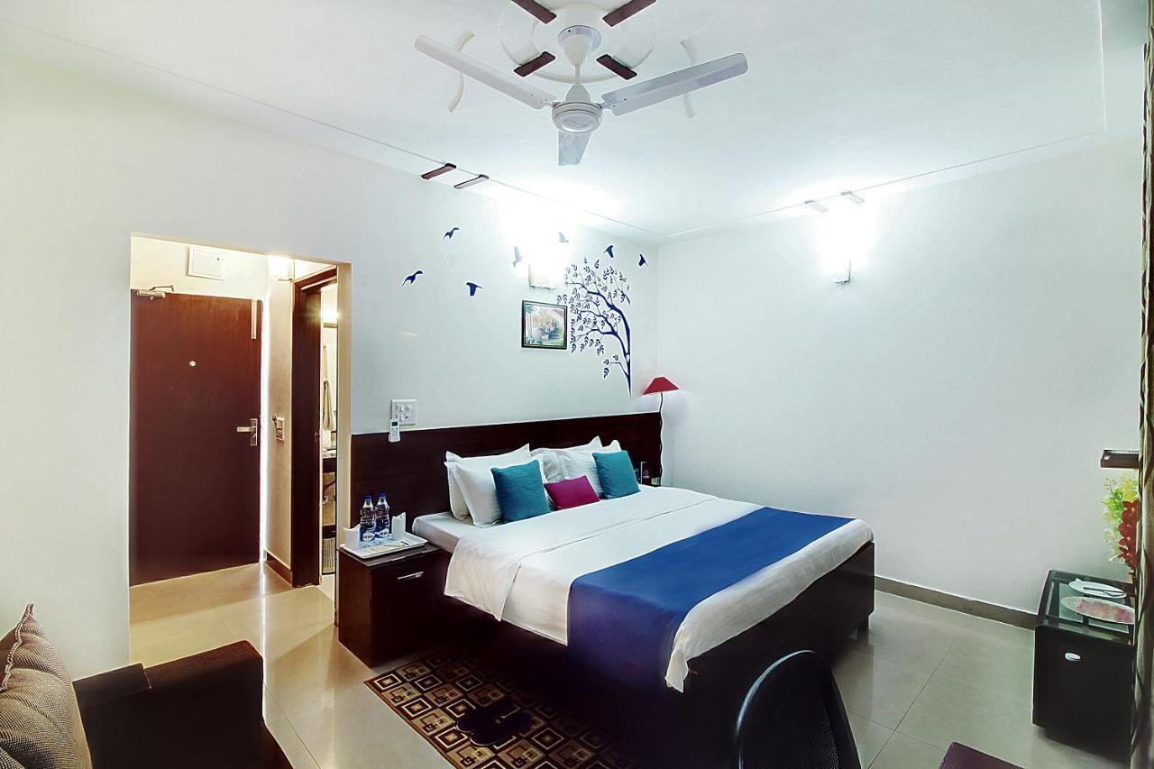 Hotel Staayz Premium Gurgaon Exterior foto